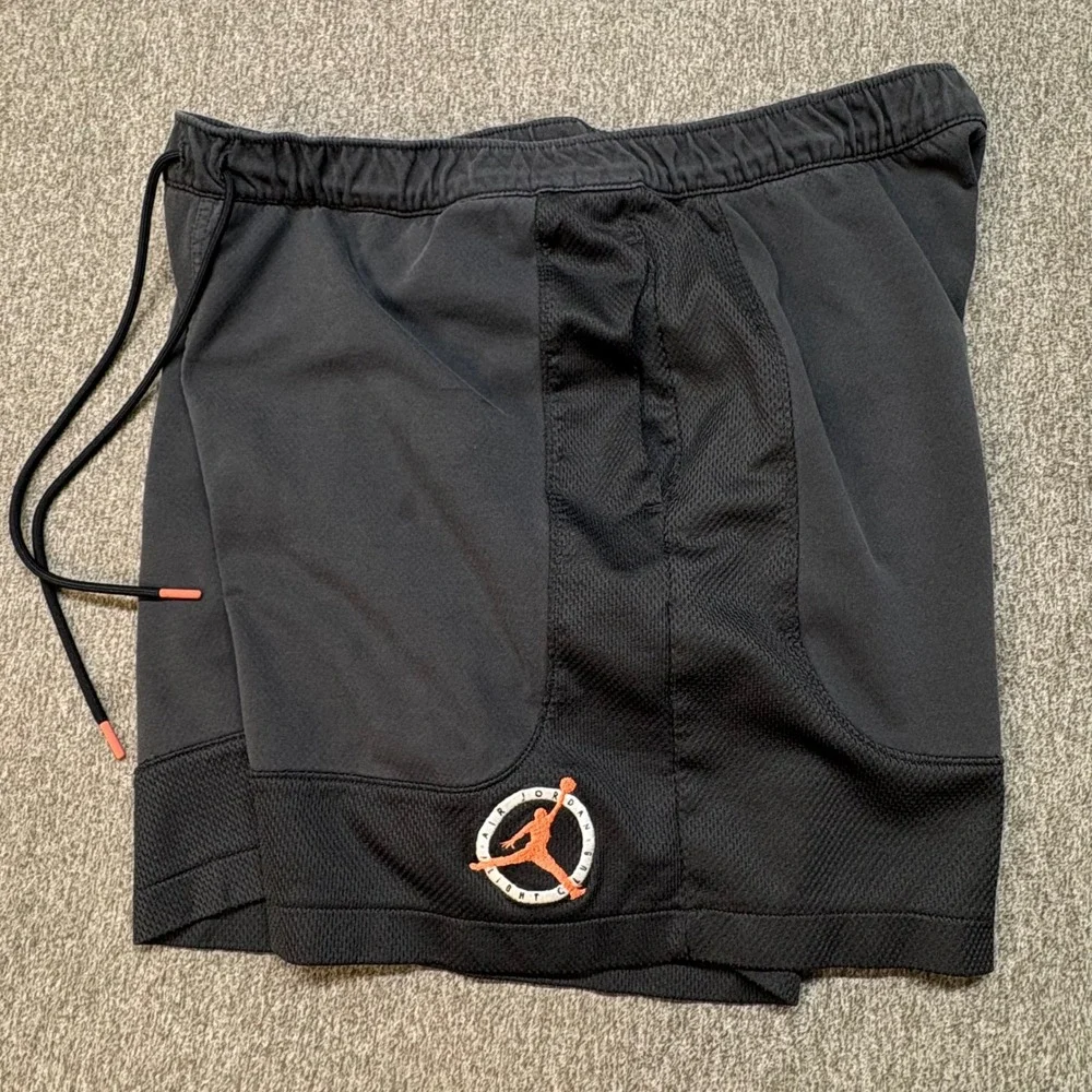Nike Men's Jordan Flight MVP Shorts DX9722-045 Off Noir Sport‎ XL Basketball
